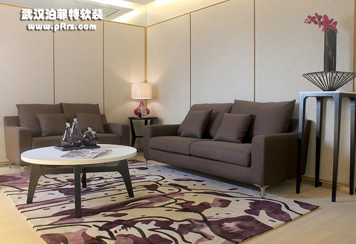 泓悦府现代简约样板间