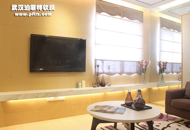 泓悦府现代简约样板间