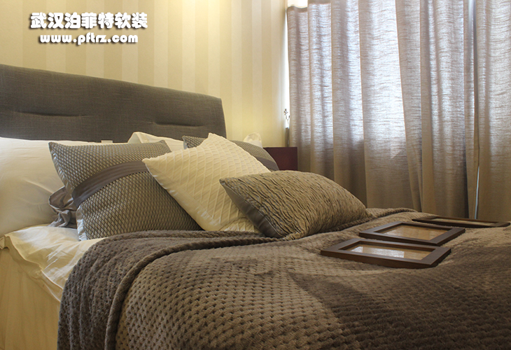 泓悦府现代简约样板间