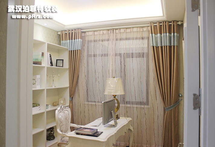 新古典软装风格