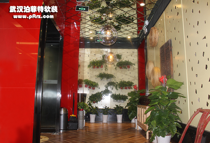 蓉香川餐厅中式软装