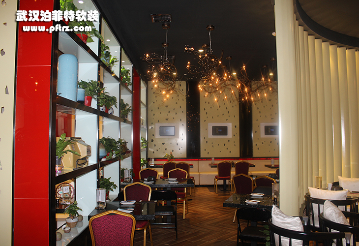 蓉香川餐厅中式软装