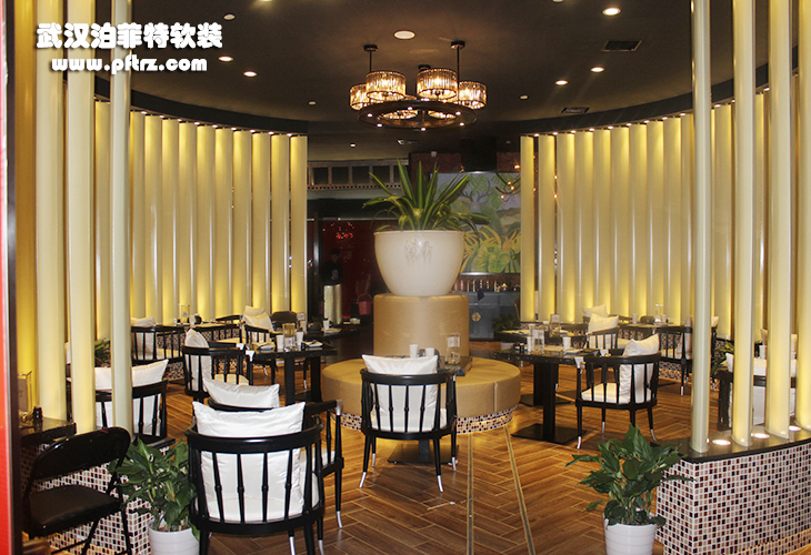 蓉香川餐厅中式软装