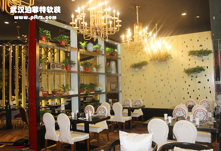 蓉香川餐厅中式软装